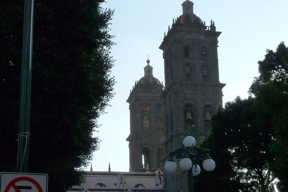 Mexiko: Blick vom Zocalo auf die Türme