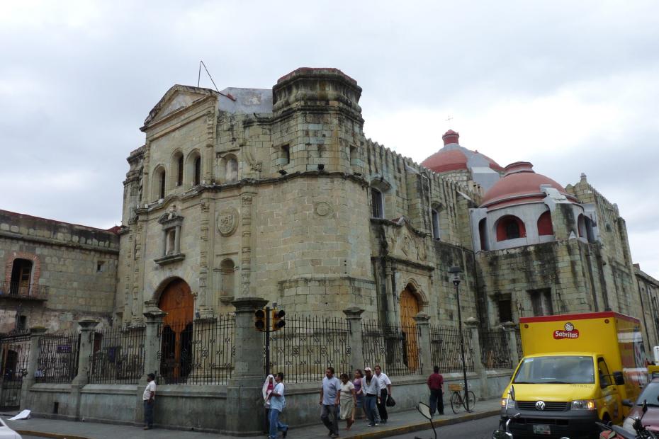 Mexiko: Die erste koloniale Kirche